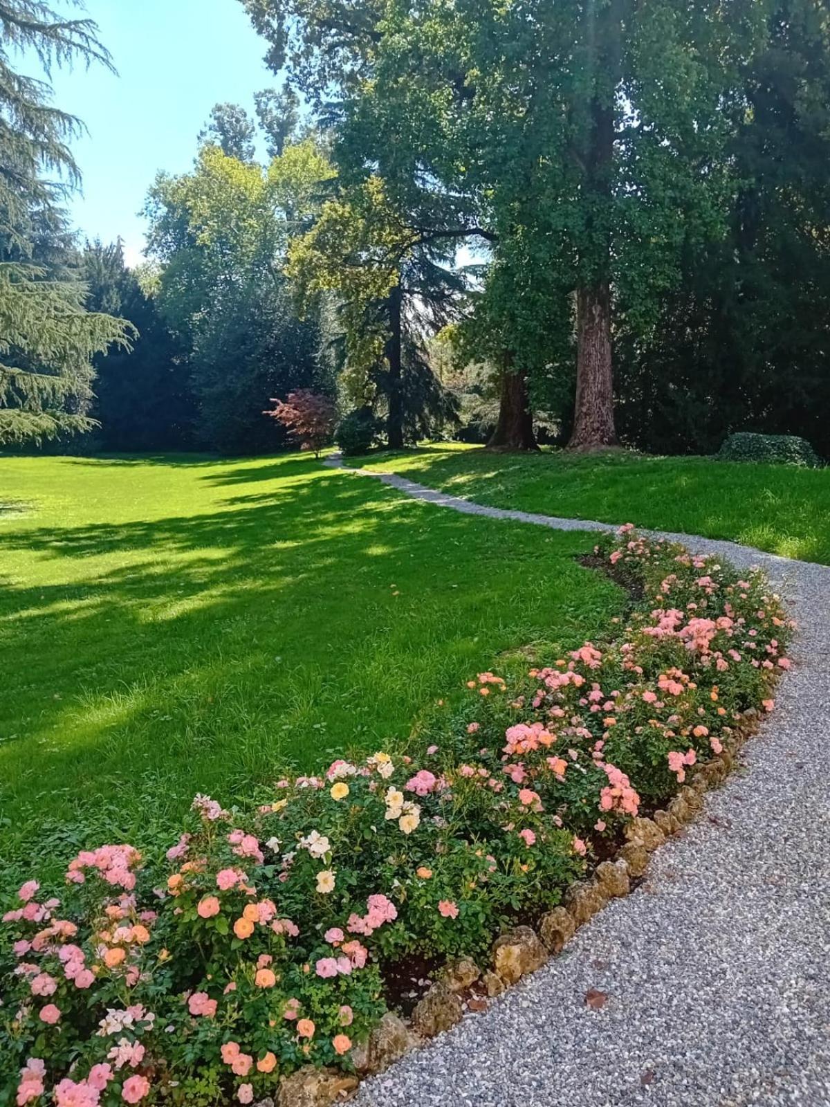 Villa Galimberti Maison De Charme Osnago Buitenkant foto